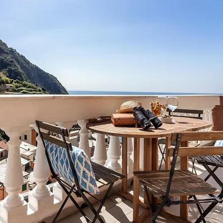Giadera Penthouse 5terreparco Apartment Riomaggiore